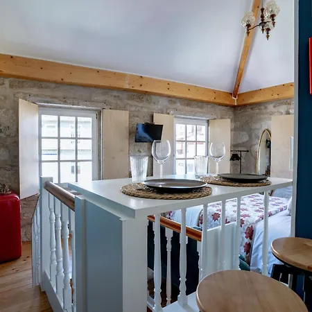 Authentic Apartment *